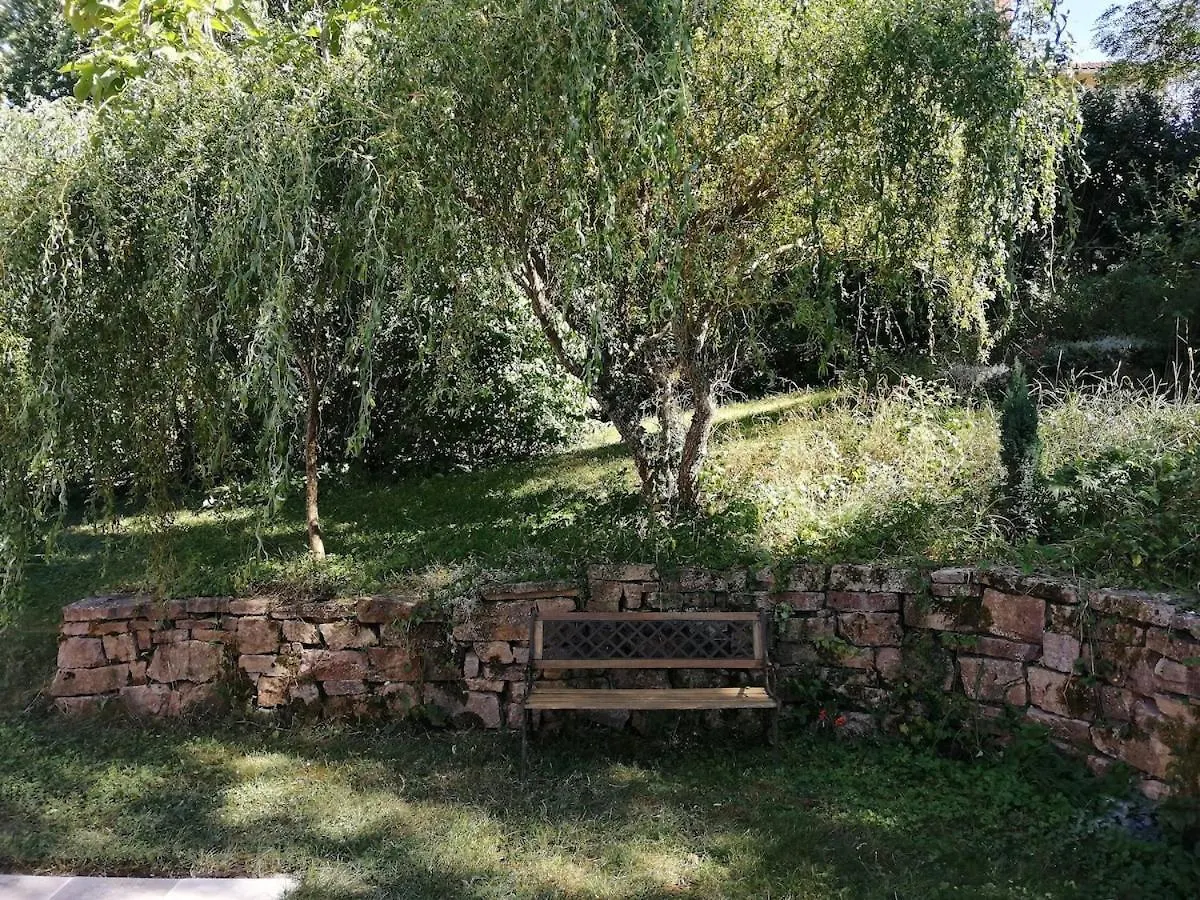 Charmant Gite De Lacrouzette Avec Piscine Saint-Benoit-de-Carmaux Vakantiehuis
