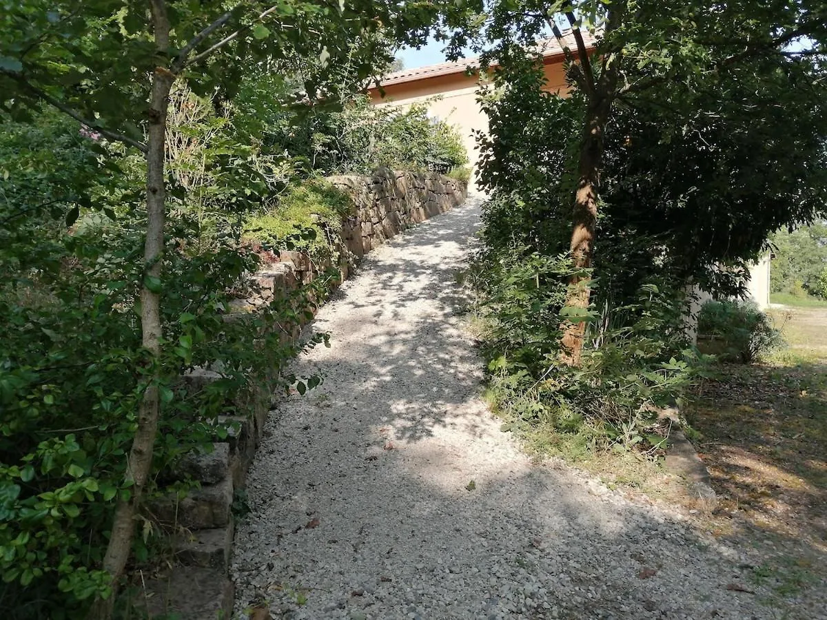 Charmant Gite De Lacrouzette Avec Piscine Saint-Benoit-de-Carmaux
